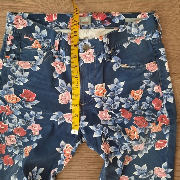 Mandy High Waist Retro Slim Roll Up Jeans - Picture 8 of 12